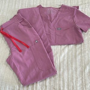 Figs Scrub Set Chalk Pink